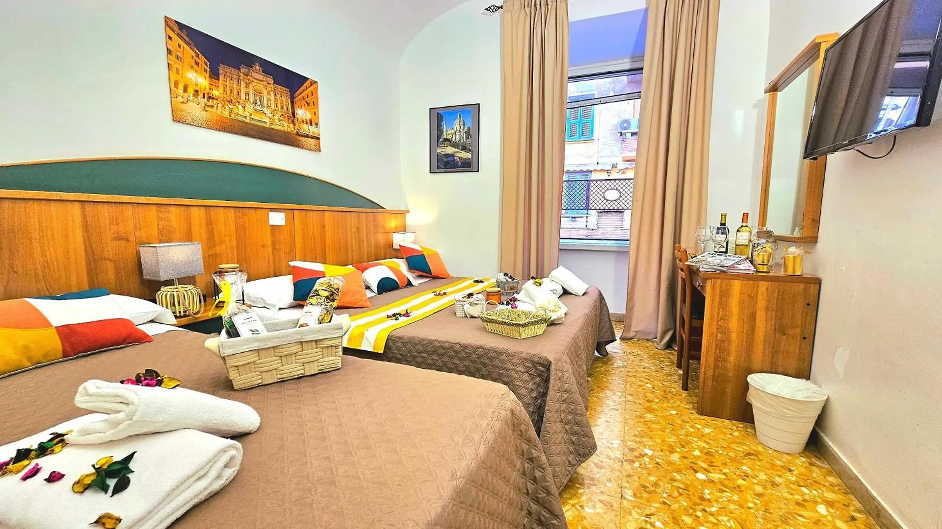 Luxury By A Casa Simpatia - Free Parking Minimum Stay 3 Nights -On Request In Advance Rom Gasthof